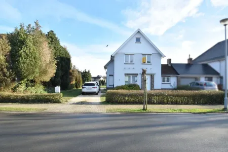 Garage Te Koop Tisselt