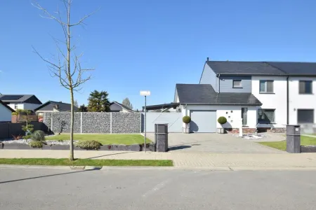 Garage Te Koop Tisselt
