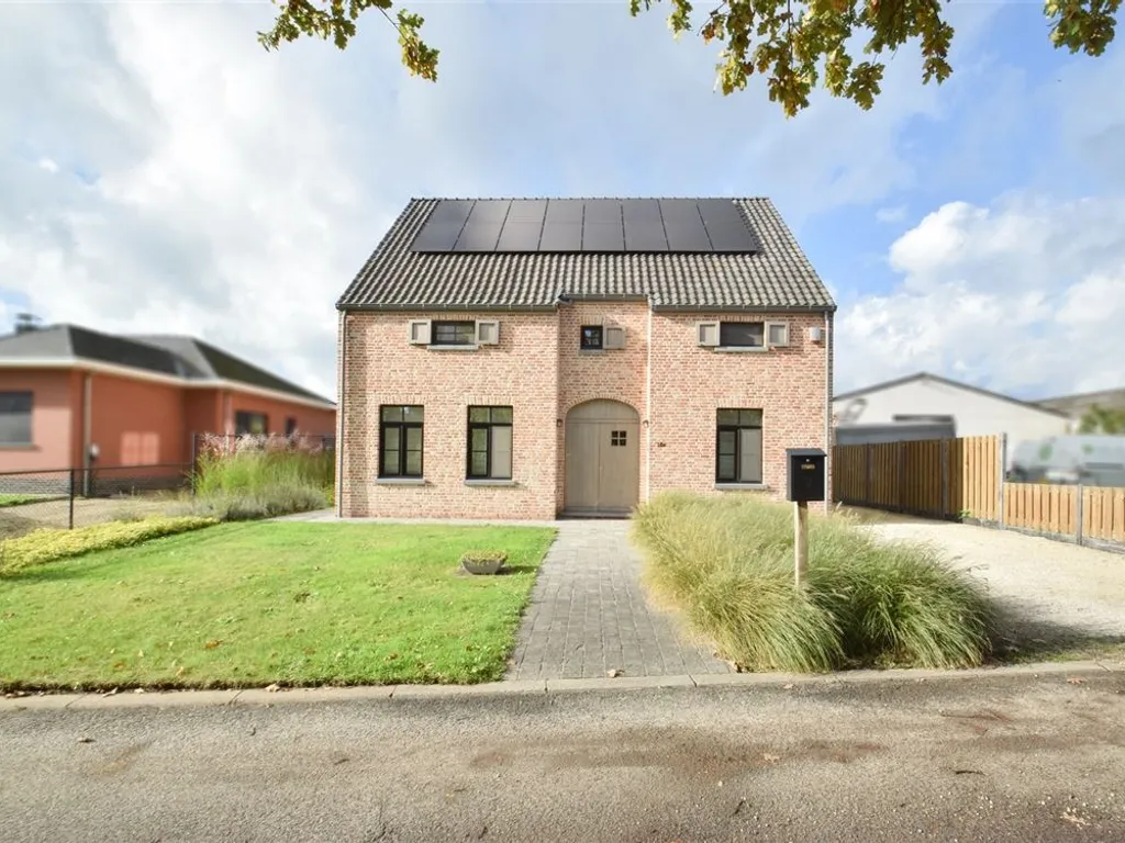 Hoofdfoto Huis in Leest