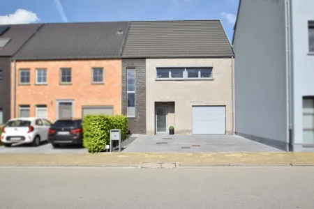 Garage Te Koop Tisselt