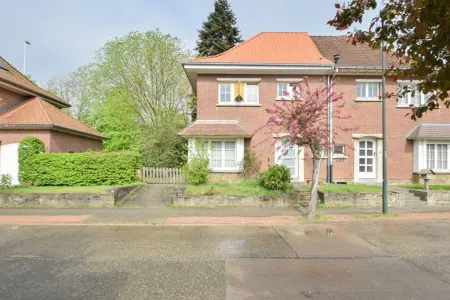  Loué Woluwe-Saint-Lambert