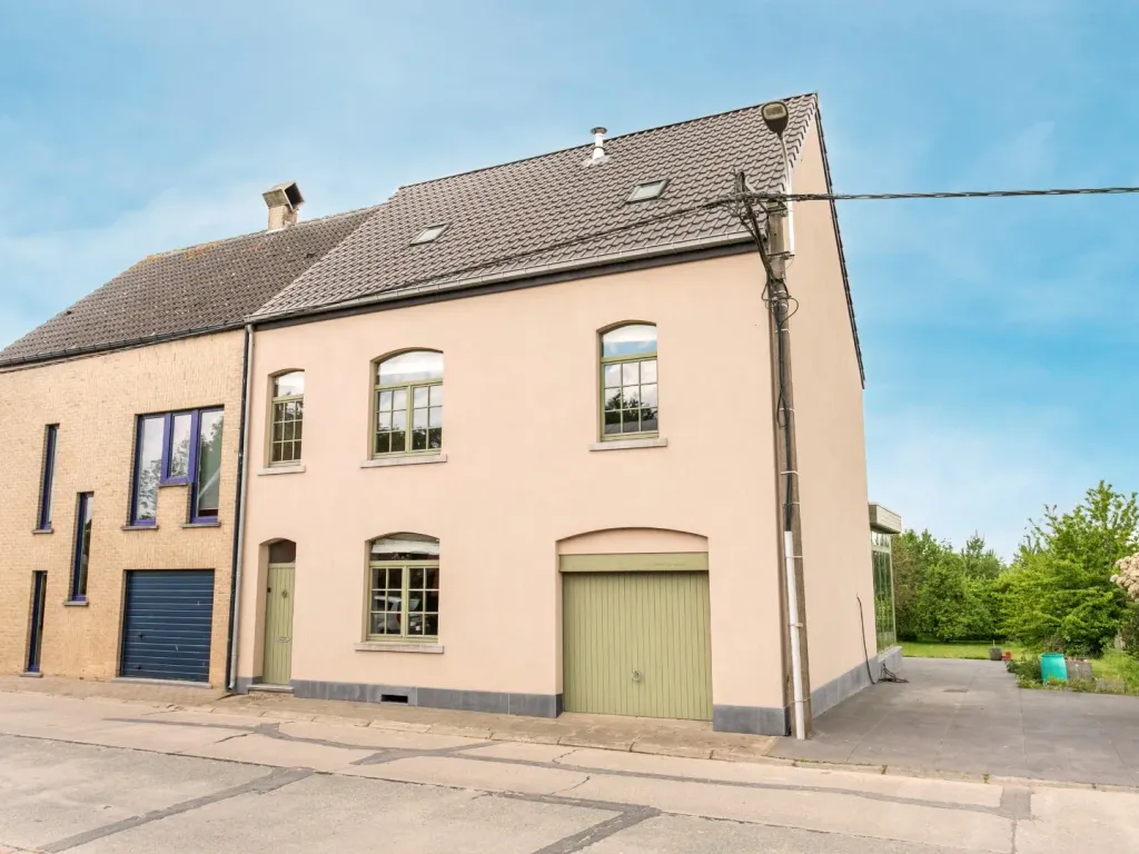 Hoofdfoto Huis in Halle