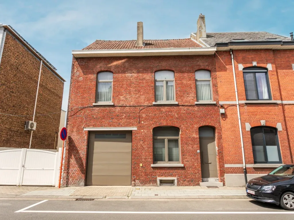Hoofdfoto Huis in Halle