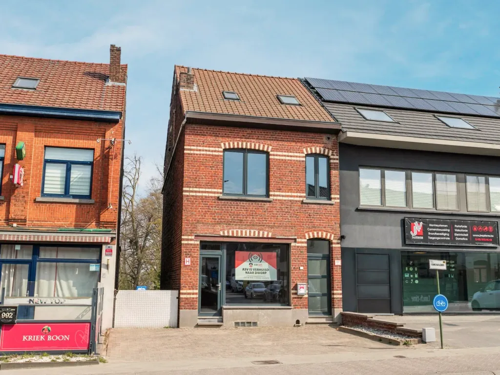 Huis in Beersel - 7680044 - Steenweg naar Alsemberg 990, 1650 Beersel