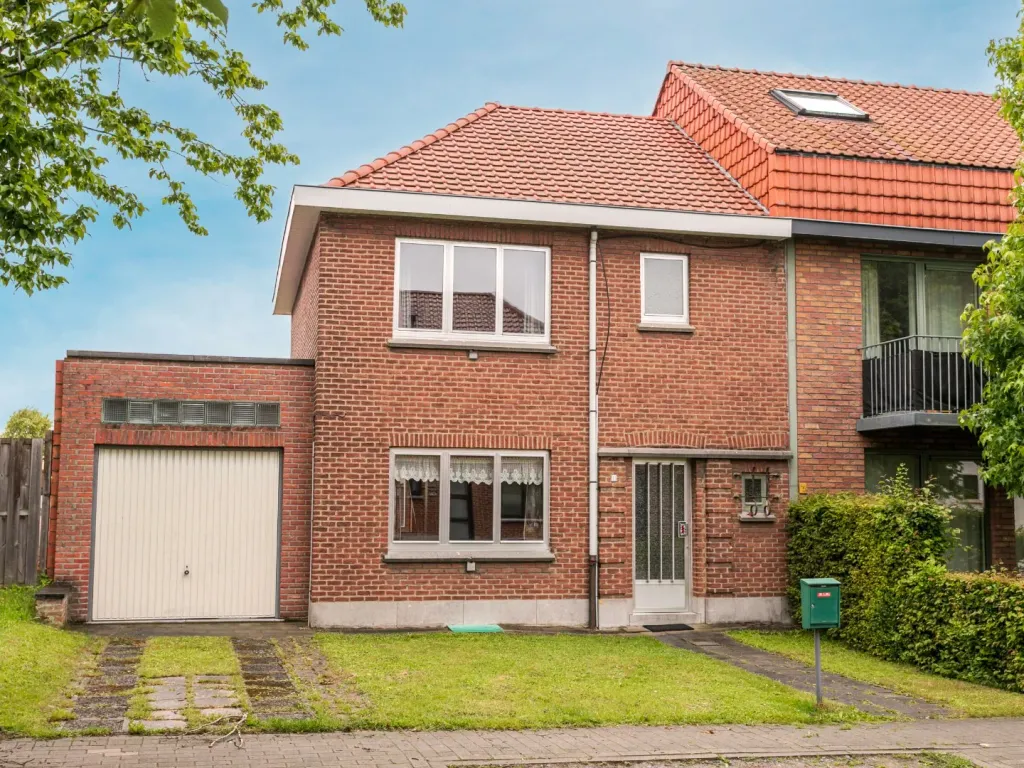 Hoofdfoto Huis in Halle