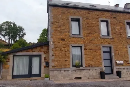 Maison À louer Dorinne