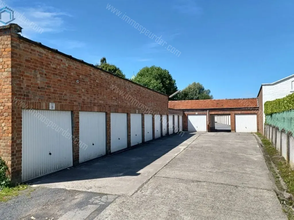 Garage in Dottignies - 1394593 - Rue de l'Agriculture 158, 7700 DOTTIGNIES