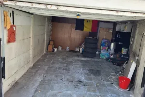 Garage à Vendre Asse
