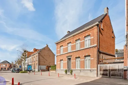 Villa Te Koop Burcht
