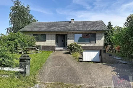 Huis Te Koop Stokrooie