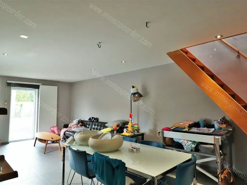 Huis in Mettet - 1487989 - Rue de Carry 32, 5640 METTET