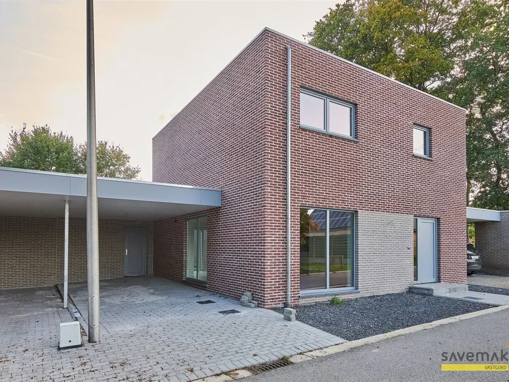 Garage in Hechtel-Eksel - 1025415 - Henri Essersstraat , 3940 HECHTEL-EKSEL