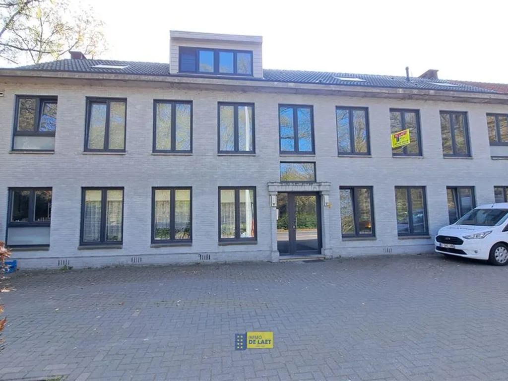 Appartement in Brasschaat - Bredabaan 617, 2930