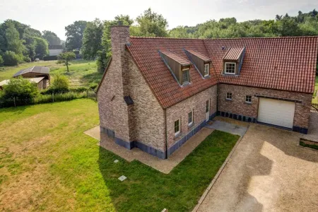 Villa Archivé Mol