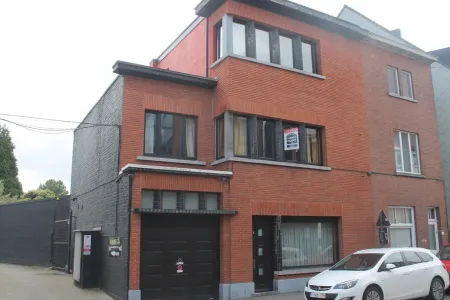 Huis Te Koop Sint-Amandsberg