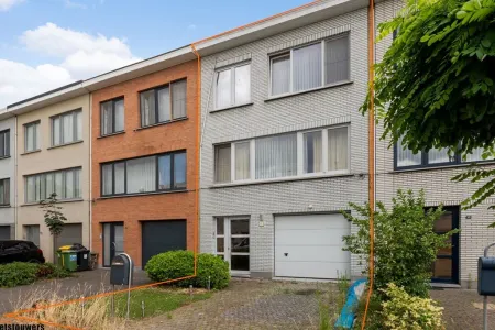 GarageHoevenen