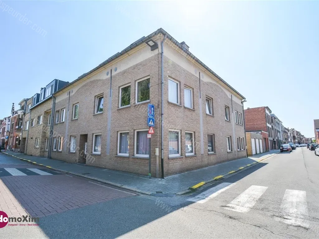 Pareipoelstraat 84 2800 Mechelen 1243279 ImmoSpeurder   EyJidWNrZXQiOiJyZWFsZXN0YXRlLWltZyIsImtleSI6IjE1OThcLzIwMjMtMDgtMzBcLzEyNDMyNzlcLzE5Nzk5NjQyMzMzMzk2OC53ZWJwIiwiZWRpdHMiOnsicmVzaXplIjp7IndpZHRoIjoiMTAyNCIsImhlaWdodCI6Ijc2OCJ9LCJvdmVybGF5V2l0aCI6eyJidWNrZXQiOiJyZWFsZXN0YXRlLWltZyIsImtleSI6ImFzc2V0c1wvd2F0ZXJtYXJrXzEwMjQucG5nIiwib3B0aW9ucyI6eyJncmF2aXR5IjoiY2VudHJlIn19fX0=