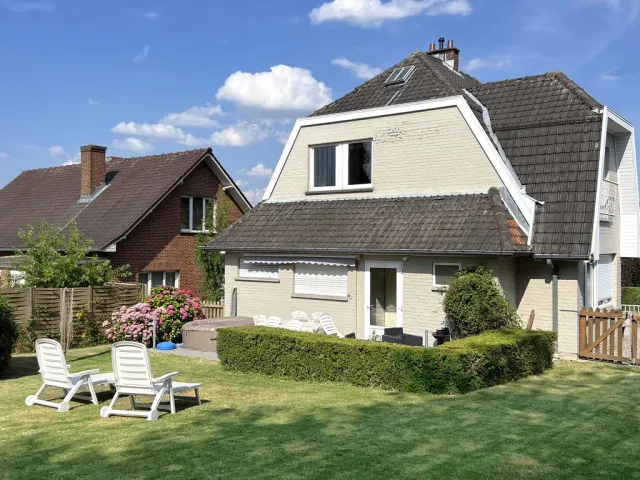 Huis in Waver - Chaussée de Namur 49, 1300