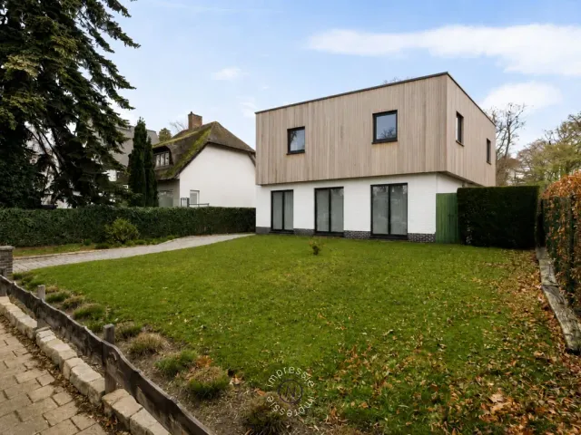 Huis in Kapellen - Antwerpsesteenweg 243, 2950