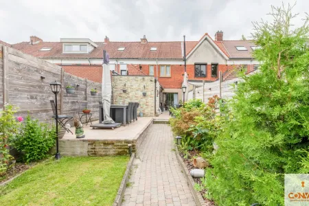 Huis Te Koop Sint-Amandsberg