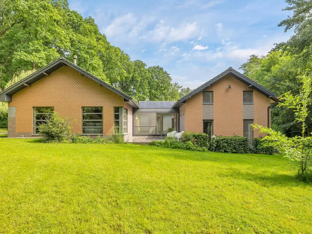 Hoofdfoto Villa in Heikruis