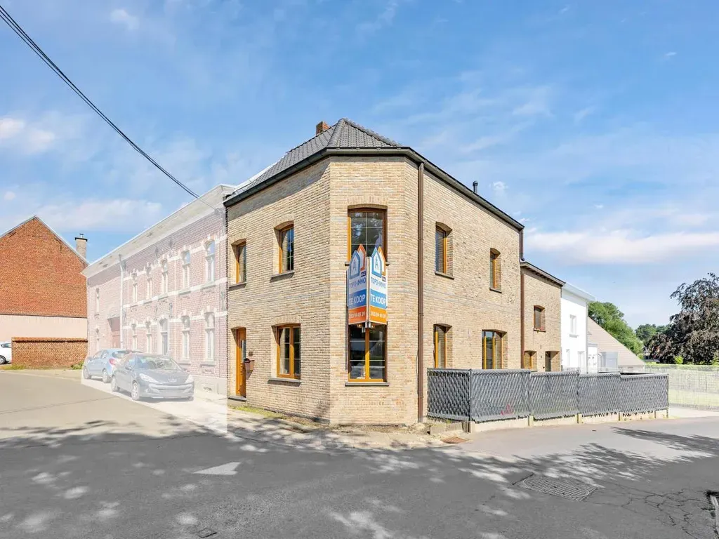 Hoofdfoto Huis in Denderhoutem