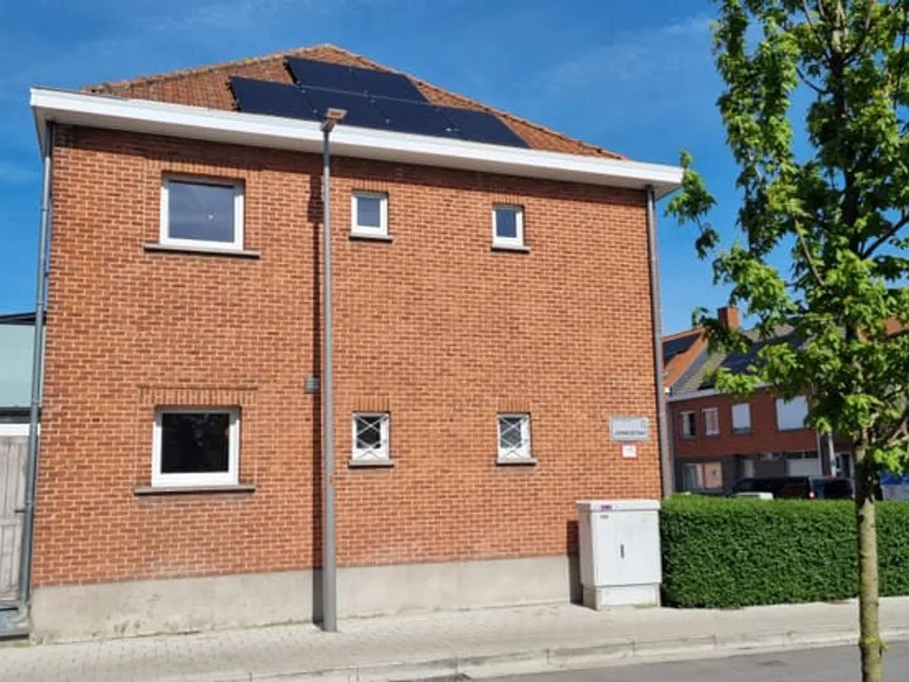 Garage in Kortrijk - 7666724 - Driekerkenstraat 100, 8501 Kortrijk