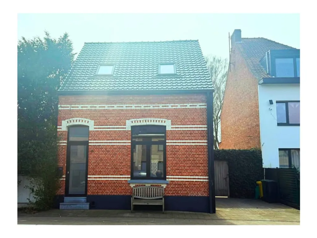 Huis in Kapellen - 7667410 - Kalmthoutsesteenweg 14, 2950 Kapellen