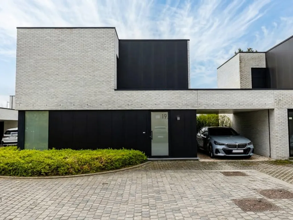 Handelspand in Merelbeke - 7667448 - Zusters Maricolenstraat 19, 9820 Merelbeke
