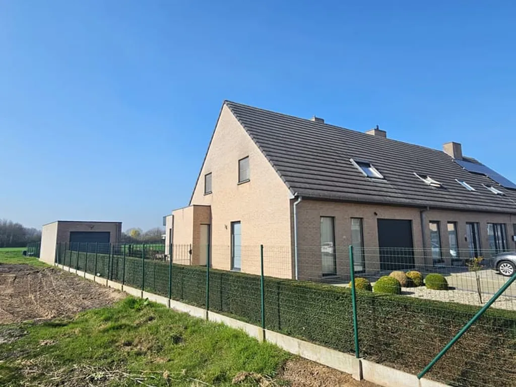 Huis in Wortegem-Petegem - 7667974 - Lindestraat 62a, 9790 Wortegem-Petegem