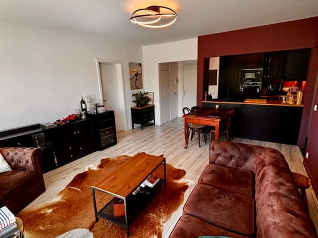 Appartement in Woluwe-Saint-Lambert - 7668591 - Avenue Chapelle-aux-Champs 53, 1200 Woluwe-Saint-Lambert