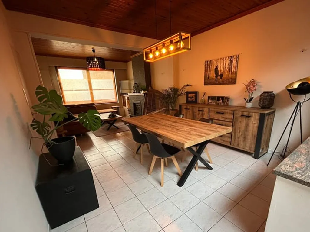Huis in Merelbeke - 7670981 - Baron Arthur Verhaegenlaan 40, 9820 Merelbeke
