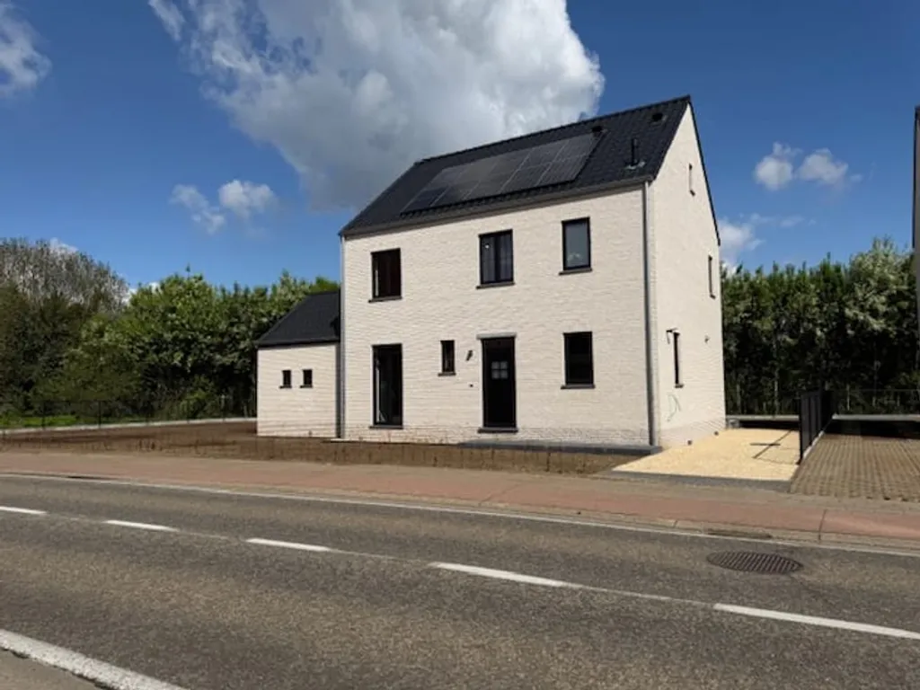 Villa in Tessenderlo - 7670364 - Rodeheide 47, 3980 Tessenderlo