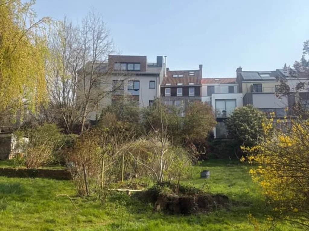 Huis in Uccle - 7670387 - Moensberg 17, 1180 Uccle