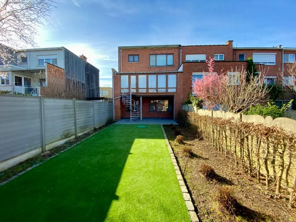 Huis in Aartselaar - 7671355 - Jacob Smitslaan 8, 2630 Aartselaar