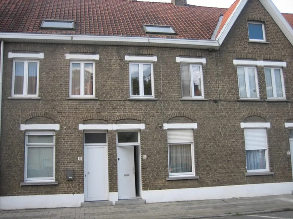 Huis in Roeselare - 7671776 - Ommegangstraat 15, 8800 Roeselare