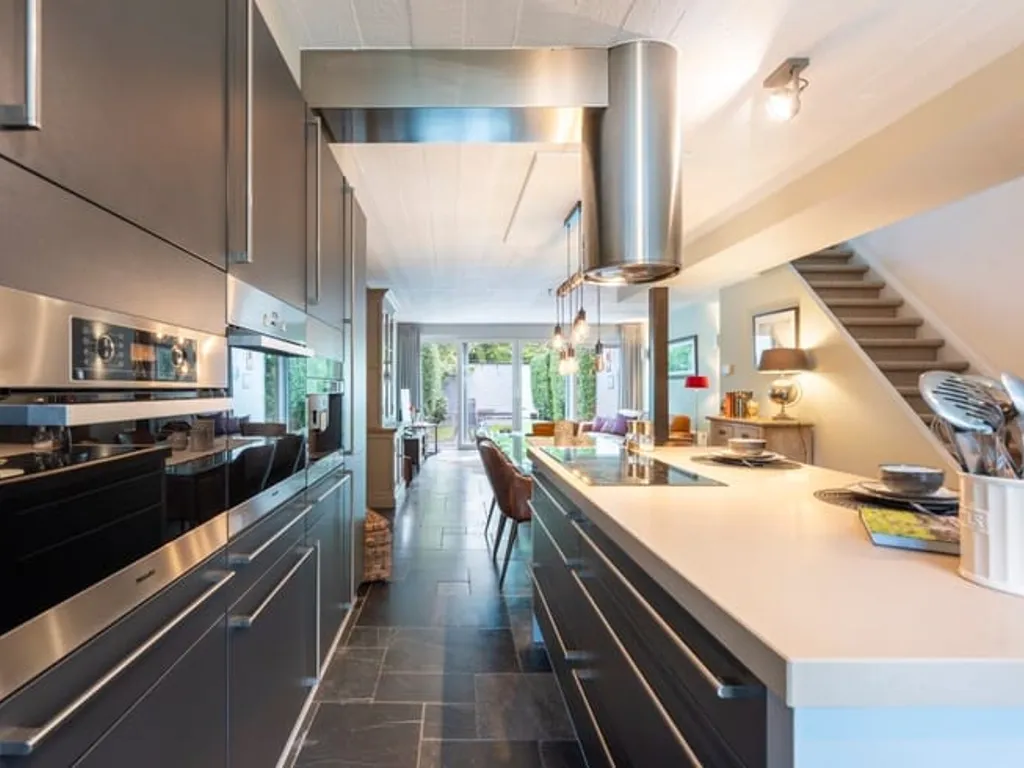 Huis in Ekeren - 7675303 - Edward Caertsstraat 24, 2180 Ekeren