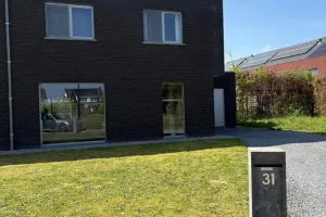  Verhuurd Eke