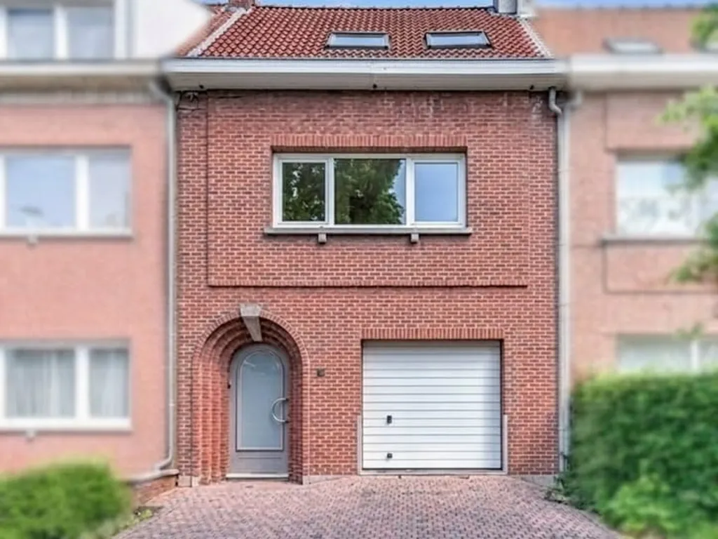 Huis in Edegem - 7676761 - Zomerlei 20, 2650 Edegem
