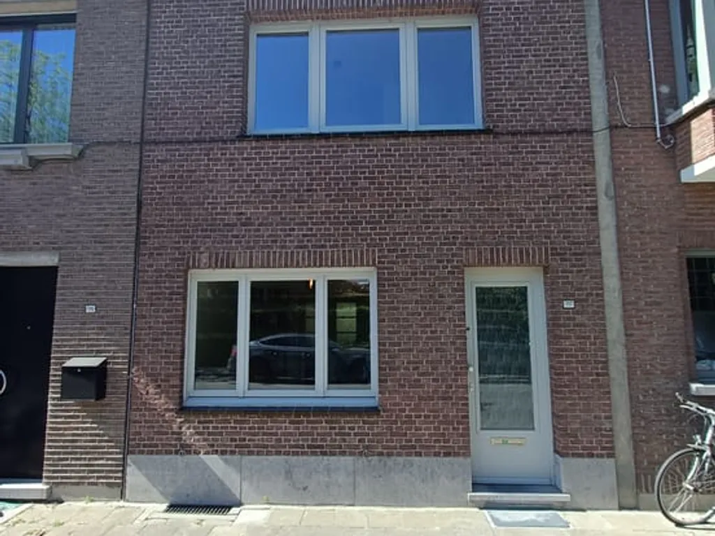 Huis in Mortsel - 7676904 - Eduard Arsenstraat 117, 2640 Mortsel
