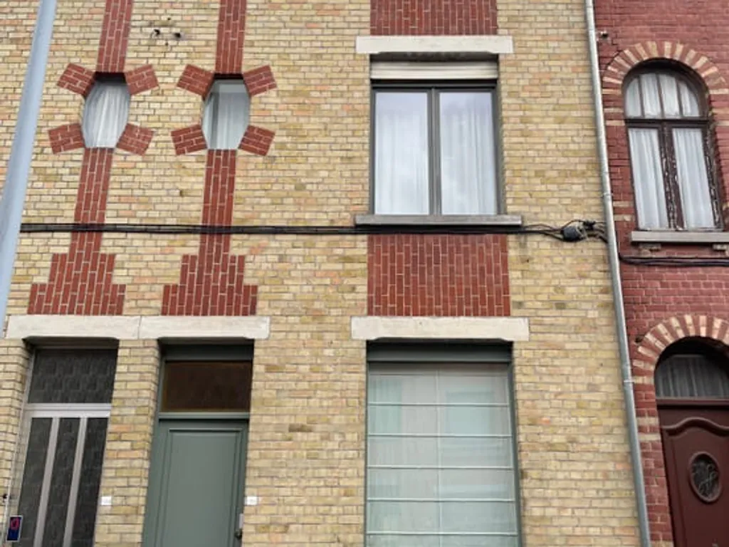 Huis in Kortrijk - 7677184 - Elfde-Julilaan 134, 8500 Kortrijk