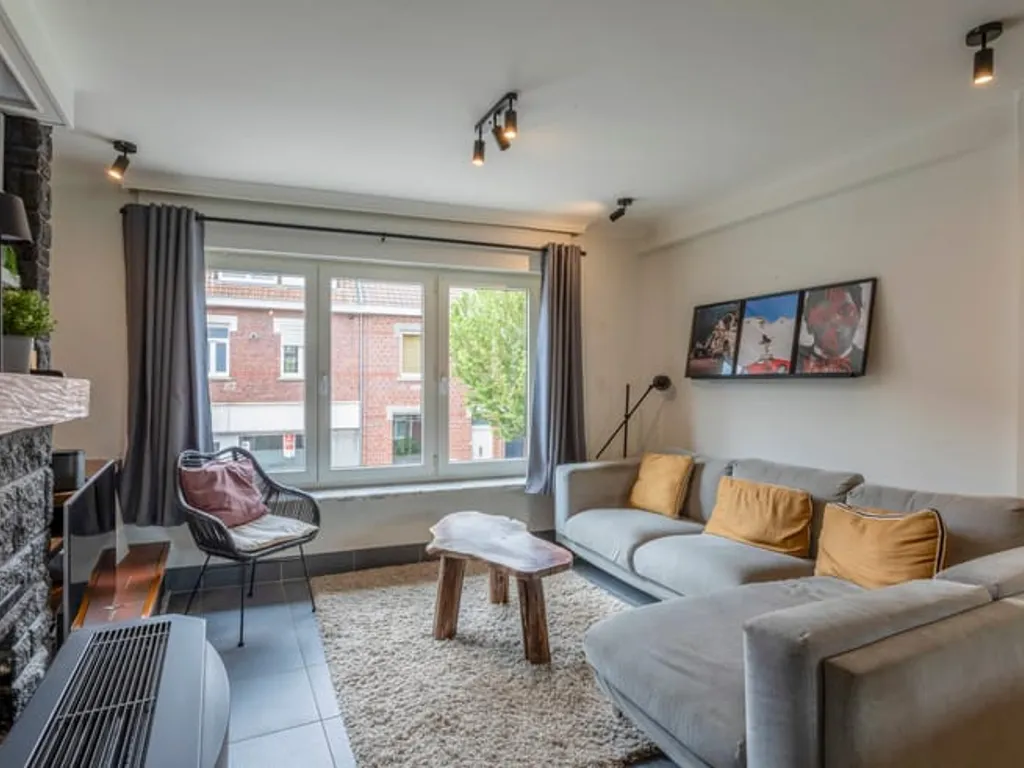 Garage in Kortrijk - 7677187 - Izegemsestraat 264, 8500 Kortrijk