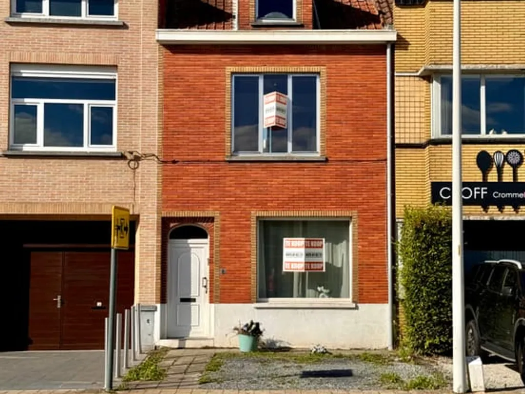 Huis in Deinze - 7677760 - Karel Picquélaan 8, 9800 Deinze