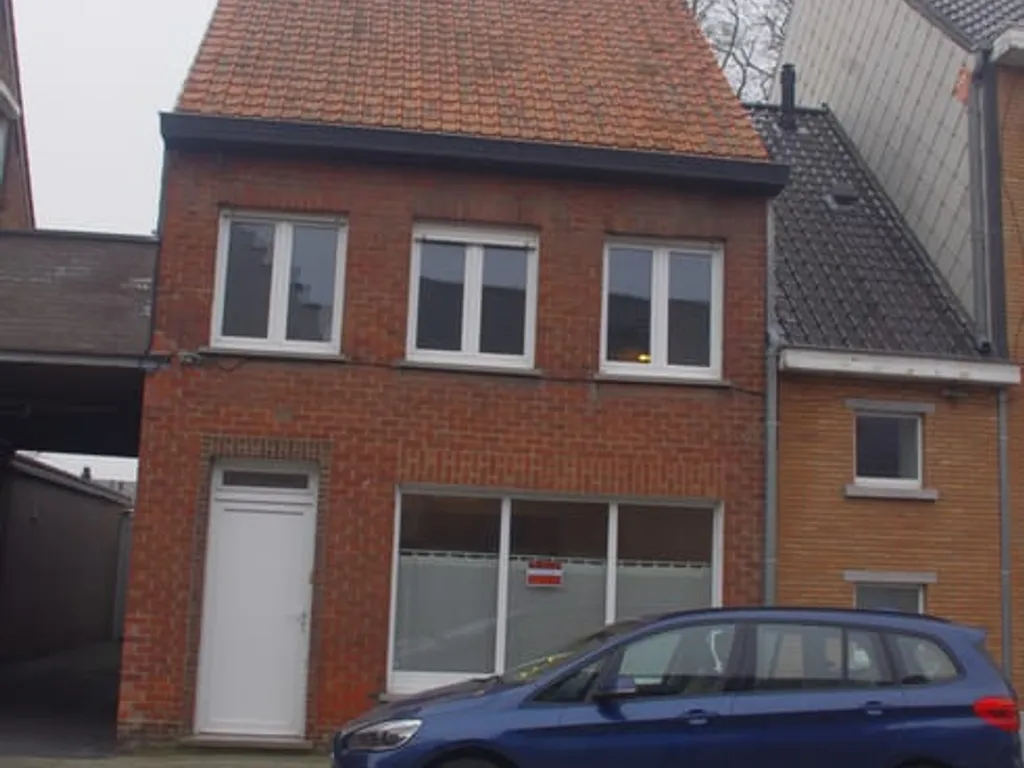 Huis in Oostkamp - 7678401 - Sint-Elooisstraat 49, 8020 Oostkamp