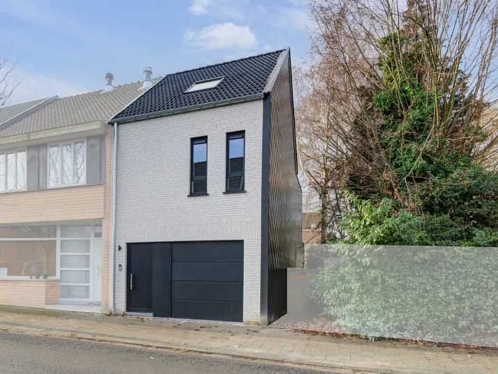 Huis in Kontich - 7678839 - Pluyseghemstraat 61, 2550 Kontich