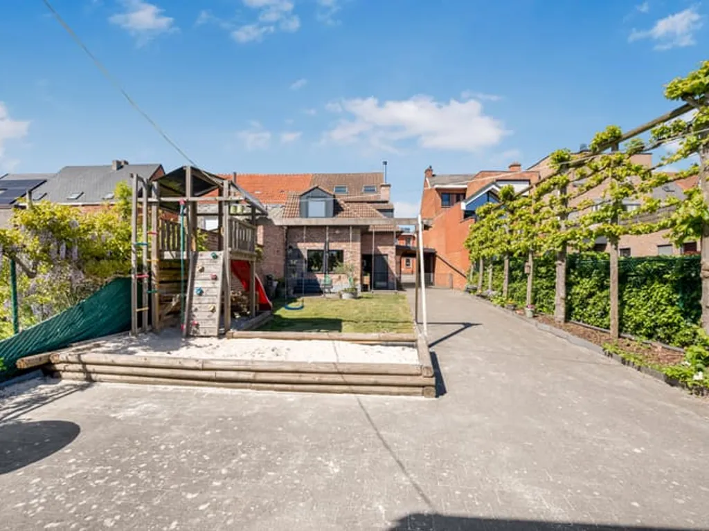 Huis in Waasmunster - 7671724 - Stationsstraat 37, 9250 Waasmunster