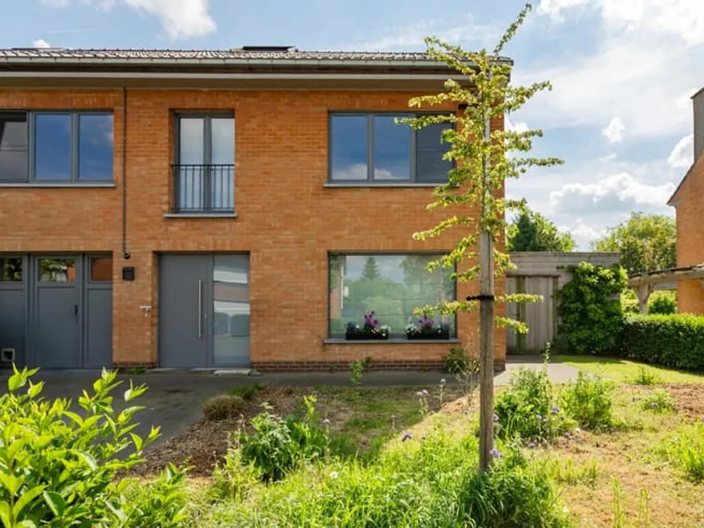 Huis in Hansbeke - 7679454 - Cardijnlaan 30, 9850 Hansbeke