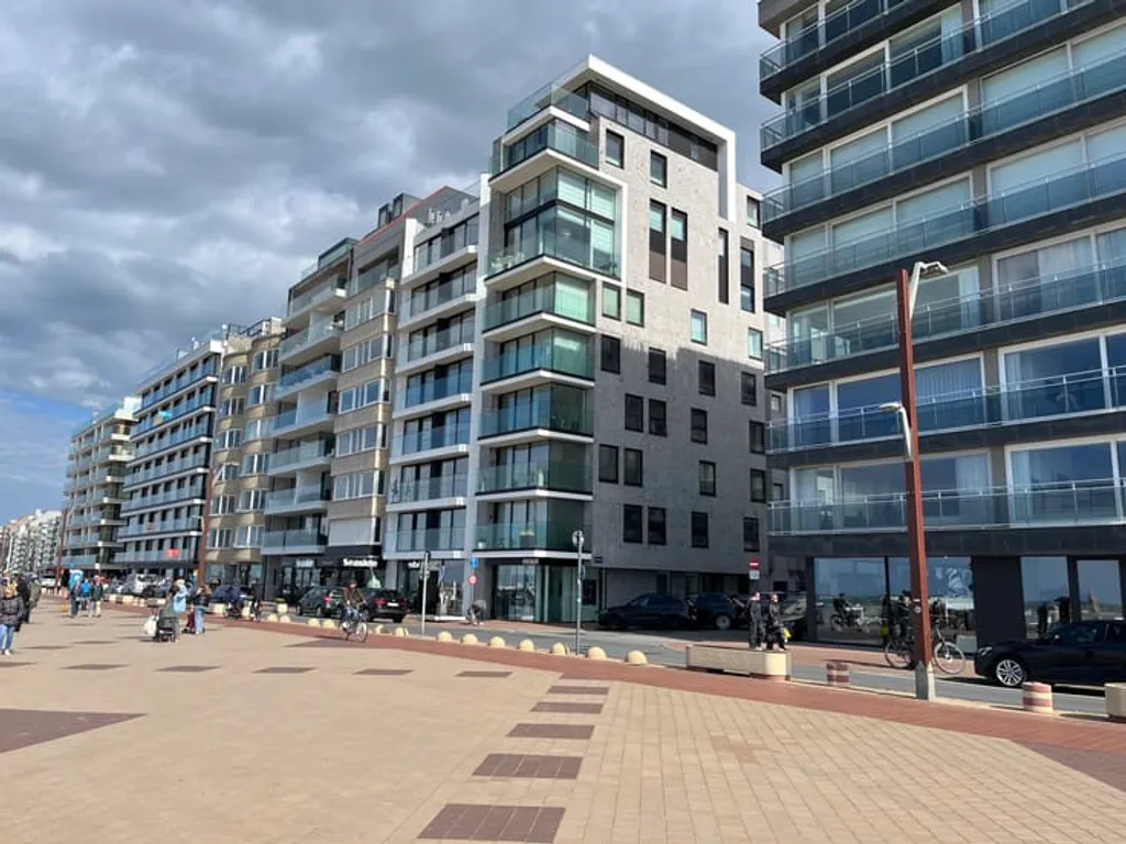 Appartement in Knokke-Heist - 7679862 - Zeedijk-Het Zoute 701, 8300 Knokke-Heist