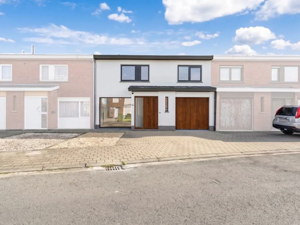 Huis in Zonnebeke - 7680168 - Boudewijnpark 35, 8980 Zonnebeke