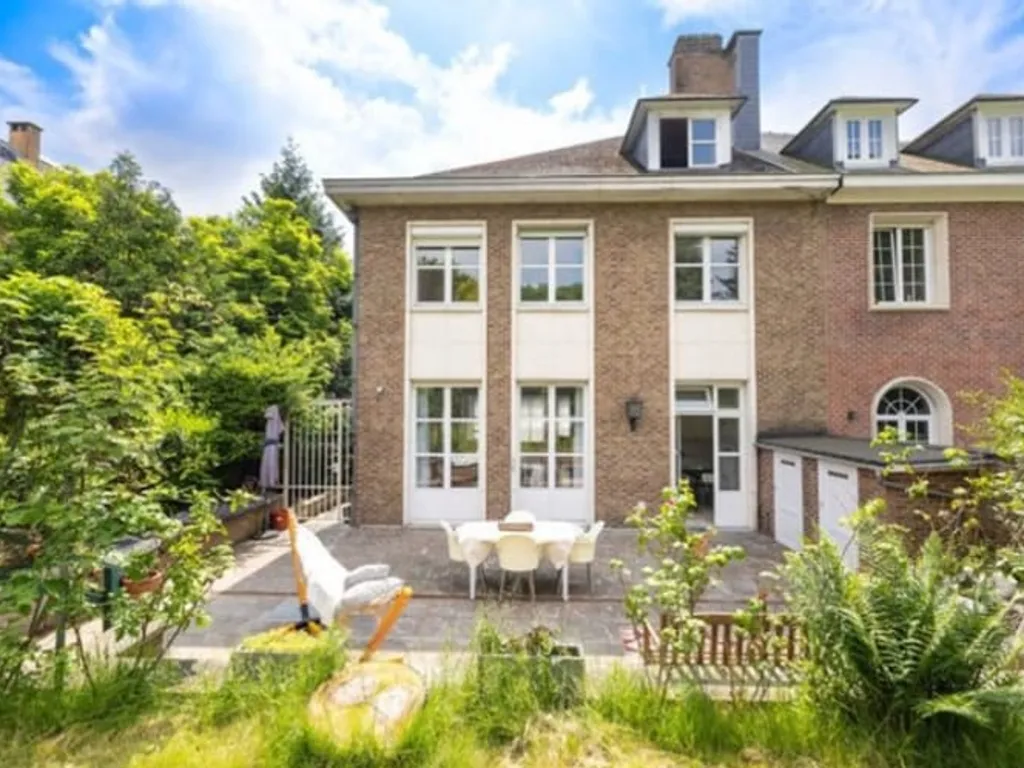 Villa in Anderlecht - 7683584 - Avenue des Crocus 13, 1070 Anderlecht